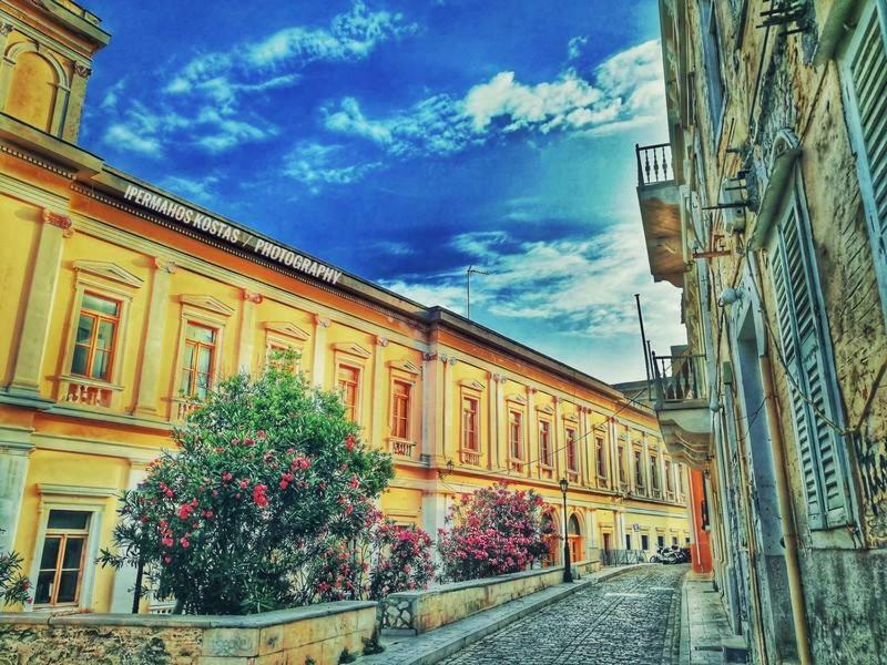 Traditional Medieval Stone House In "Ano Syros" Exterior foto